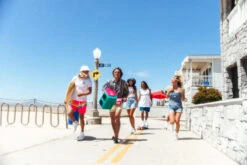 IGLOO KoolTunes Retro Cooler & Speaker 15 IGLOO KoolTunes Retro Cooler & Speaker -Default Template 2 k186668ecc31838776719393a7a79ea8e