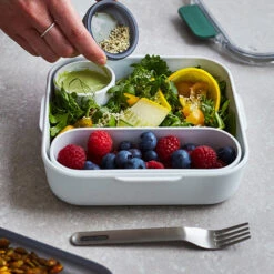 Black+Blum Lunch Box Original 1L Olive -Default Template 2 k2ecc53a1ba6734b2417deb97c3bd72dc